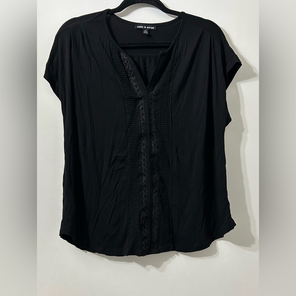 Ladies cable & gauge short sleeved top size large